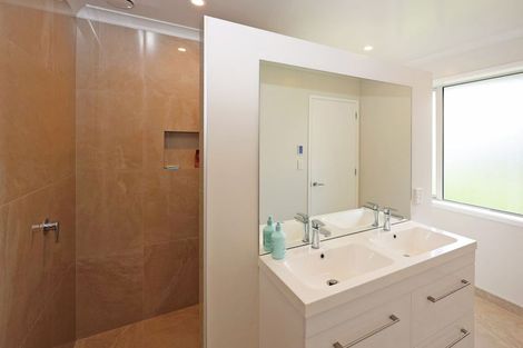 Photo of property in 27 Avoca Drive, Waiareka Junction, Oamaru, 9401