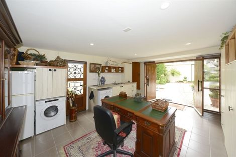 Photo of property in 8 Crichton Terrace, Cashmere, Christchurch, 8022