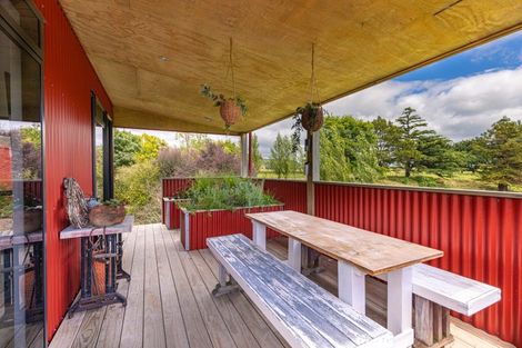 Photo of property in 944 Ruatangata Road, Whangaehu, Whanganui, 4581