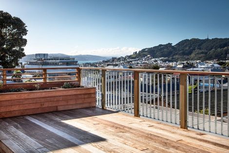 Photo of property in 36 Wright Street, Mount Cook, Wellington, 6021