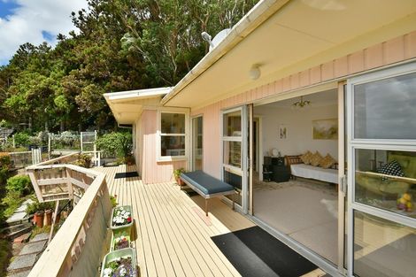 Photo of property in 236 Whangaparaoa Road, Red Beach, 0932