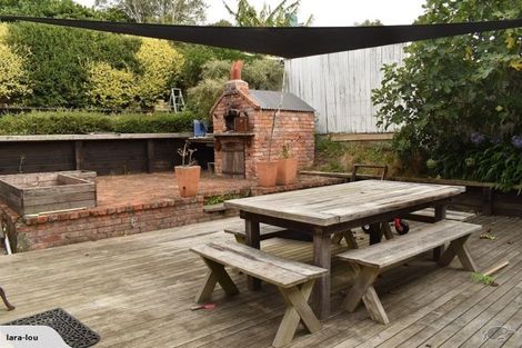 Photo of property in 84 Bell Street, Tawa, Wellington, 5028