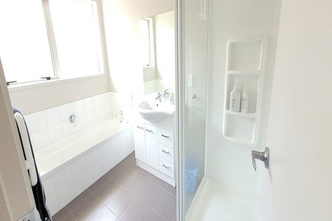 Photo of property in 144 Castlewold Drive, Bethlehem, Tauranga, 3110