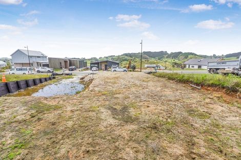 Photo of property in 4 Kapokapowai Street, Raglan, 3225