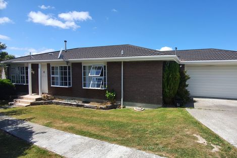 Photo of property in 155 Summerhill Drive, Fitzherbert, Palmerston North, 4410