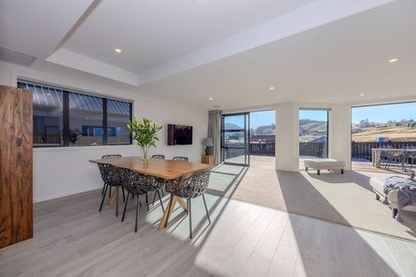 Photo of property in 71 Farrant Drive, Wanaka, 9305