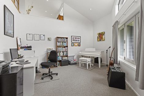 Photo of property in 9 Rahopara Street, Castor Bay, Auckland, 0620