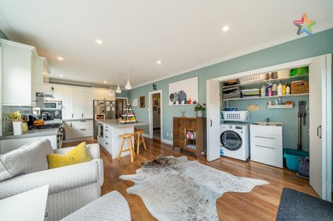 Photo of property in 18 Riddiford Street, Woburn, Lower Hutt, 5011