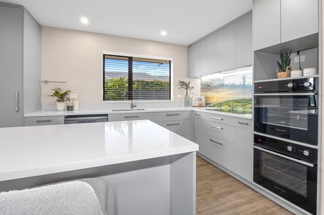 Photo of property in 12 James Hight Drive, Halswell, Christchurch, 8025