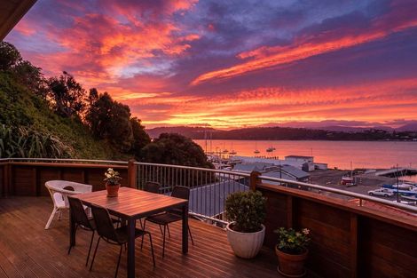 Photo of property in 450 Evans Bay Parade, Hataitai, Wellington, 6021