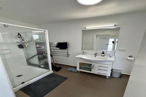 Photo of property in Rowena Hostel, 61 Ellice Street, Mount Victoria, Wellington, 6011