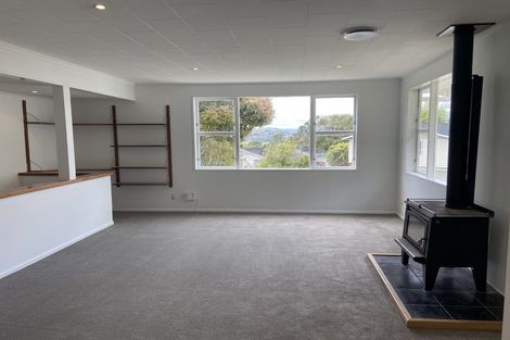Photo of property in 162 Broderick Road, Johnsonville, Wellington, 6037