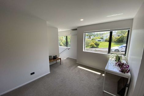Photo of property in 7a Kerria Place, Sunnynook, Auckland, 0620