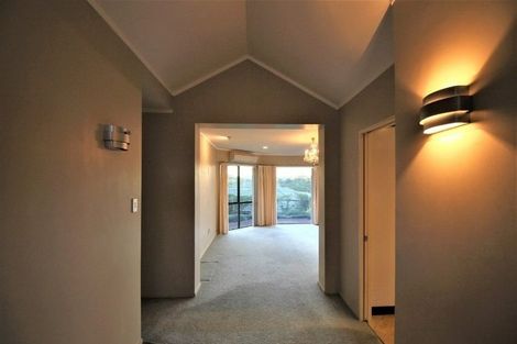 Photo of property in 41 Wairere Road, The Gardens, Auckland, 2105