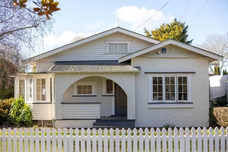 Photo of property in 2 Union Street, Claudelands, Hamilton, 3214