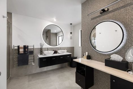 Photo of property in 10e Riverside Lane, Tai Tapu, 7672