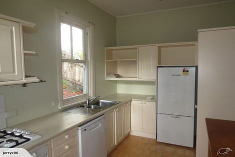 Photo of property in 66 Waipapa Road, Hataitai, Wellington, 6021