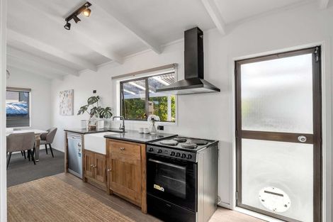 Photo of property in 1/9 Titoki Street, Te Atatu Peninsula, Auckland, 0610