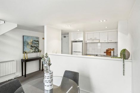 Photo of property in Dakota Buildings, 2e/3 Cheshire Street, Parnell, Auckland, 1052