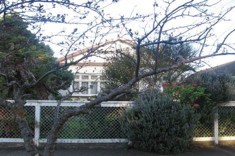 Photo of property in 52 Hautana Street, Woburn, Lower Hutt, 5010