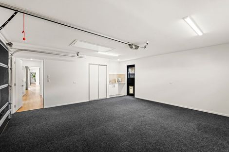 Photo of property in 27 Irvines Track, Halswell, Christchurch, 8025
