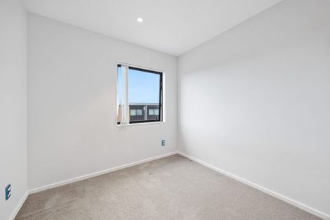Photo of property in 7 Meritage Lane, Te Atatu South, Auckland, 0610