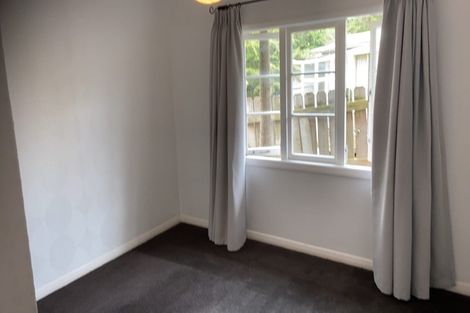 Photo of property in 24 Beverly Place, New Lynn, Auckland, 0600