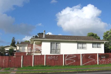 Photo of property in 1/201 Waitemata Drive, Ranui, Auckland, 0612