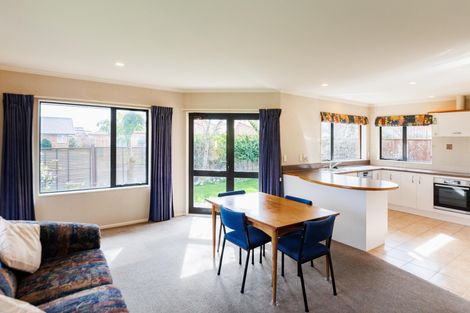Photo of property in 1 Alpine Grove, Kelvin Grove, Palmerston North, 4414