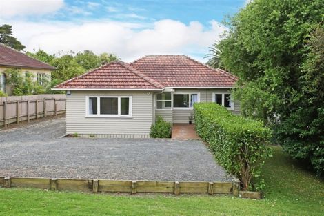Photo of property in 52 East Street, Pukekohe, 2120