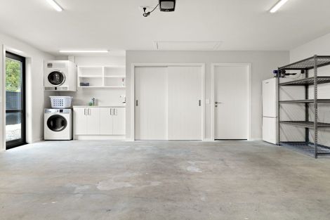 Photo of property in 9 Tate Crescent, Green Island, Dunedin, 9018