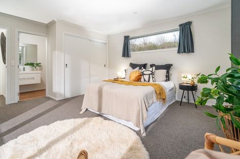 Photo of property in 13a Huia Street, Tawa, Wellington, 5028