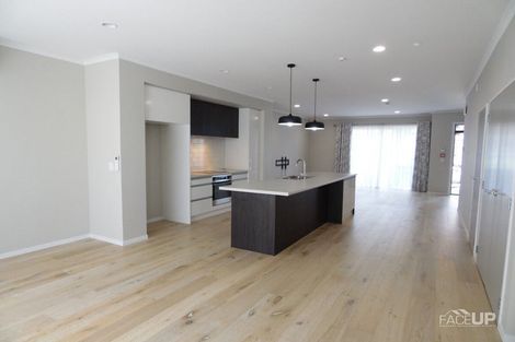 Photo of property in 213 Hobsonville Point Road, Hobsonville, Auckland, 0616