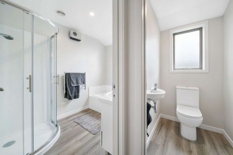 Photo of property in 4b Henderson Street, Mornington, Dunedin, 9011