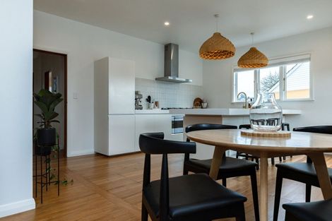 Photo of property in 2 Plunket Terrace, Hamilton East, Hamilton, 3216