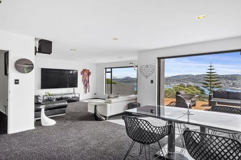 Photo of property in 49 Shandon Road, Vauxhall, Dunedin, 9013