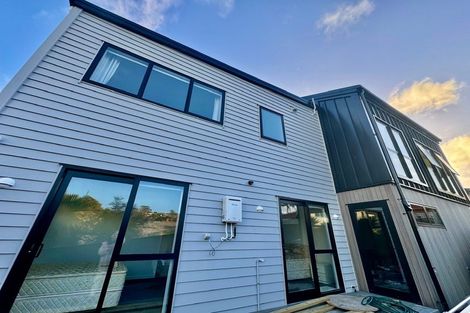 Photo of property in 14 Caldwell Place, Pinehill, Auckland, 0632