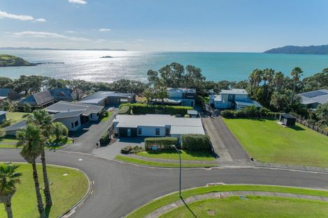 Photo of property in 38 Bayside Drive, Coopers Beach, 0420