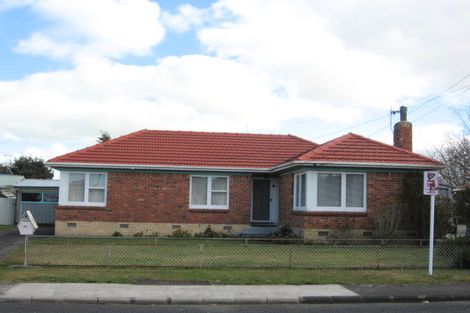 Photo of property in 35 Valentine Street, Papakura, 2110