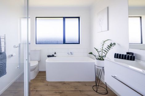 Photo of property in 13 Windermere Drive, Te Awamutu, 3800