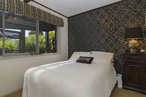 Photo of property in 2 Ely Place, Bethlehem, Tauranga, 3110