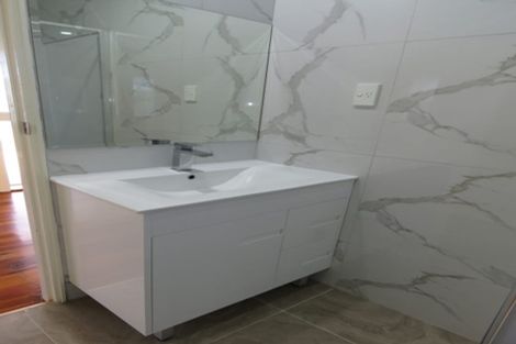 Photo of property in 393 West Coast Road, Glen Eden, Auckland, 0602