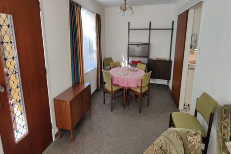 Photo of property in 2/701 Roberts Street, Hastings, 4122