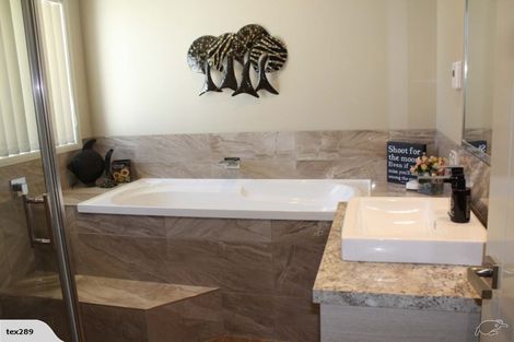 Photo of property in 41 Sunline Place, Ngongotaha, Rotorua, 3010