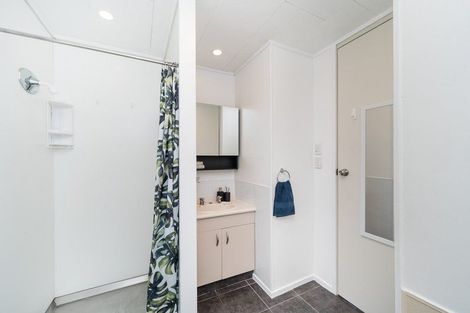 Photo of property in 30 Peppertree Glade, Kelvin Grove, Palmerston North, 4414