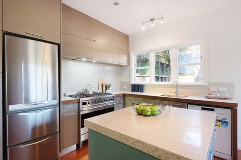 Photo of property in 18 Dawson Street, Berhampore, Wellington, 6023