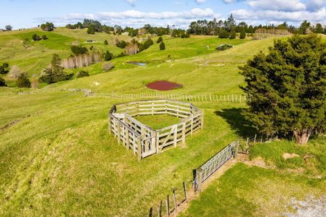 Photo of property in 573 Snooks Road, Maungakaramea, Whangarei, 0178