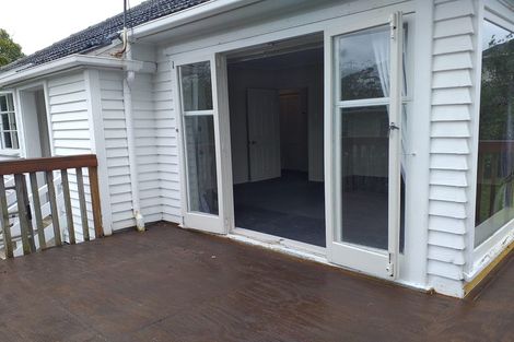 Photo of property in 253 Great North Road, Henderson, Auckland, 0612