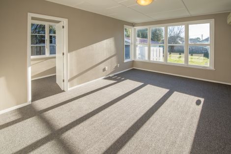 Photo of property in 182 Langdons Road, Northcote, Christchurch, 8052