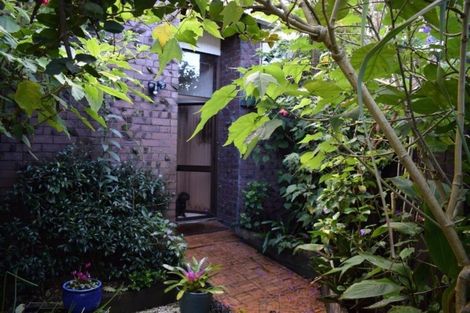 Photo of property in 1/59a Glencoe Road, Browns Bay, Auckland, 0630